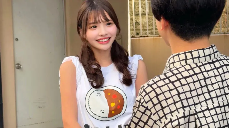smjs273｜佐藤愛瑠｜特別な時間！巨乳とギャルの共演  動画 セクシーショット-4